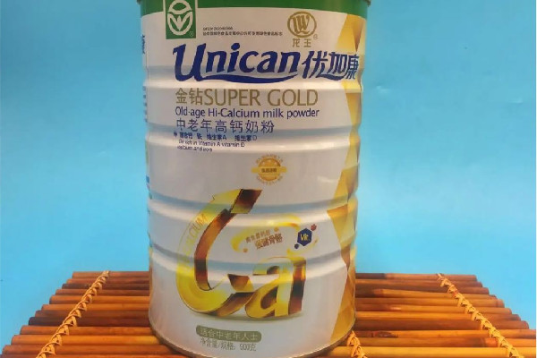 老年奶粉的冲泡方法 老年奶粉用多少度的水冲效果最好